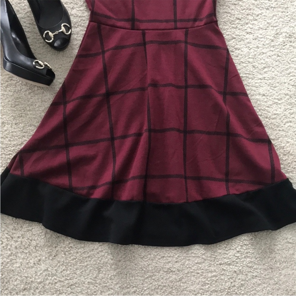 Black & Wine Color Fit & Flare Dress - Picture 3 of 5